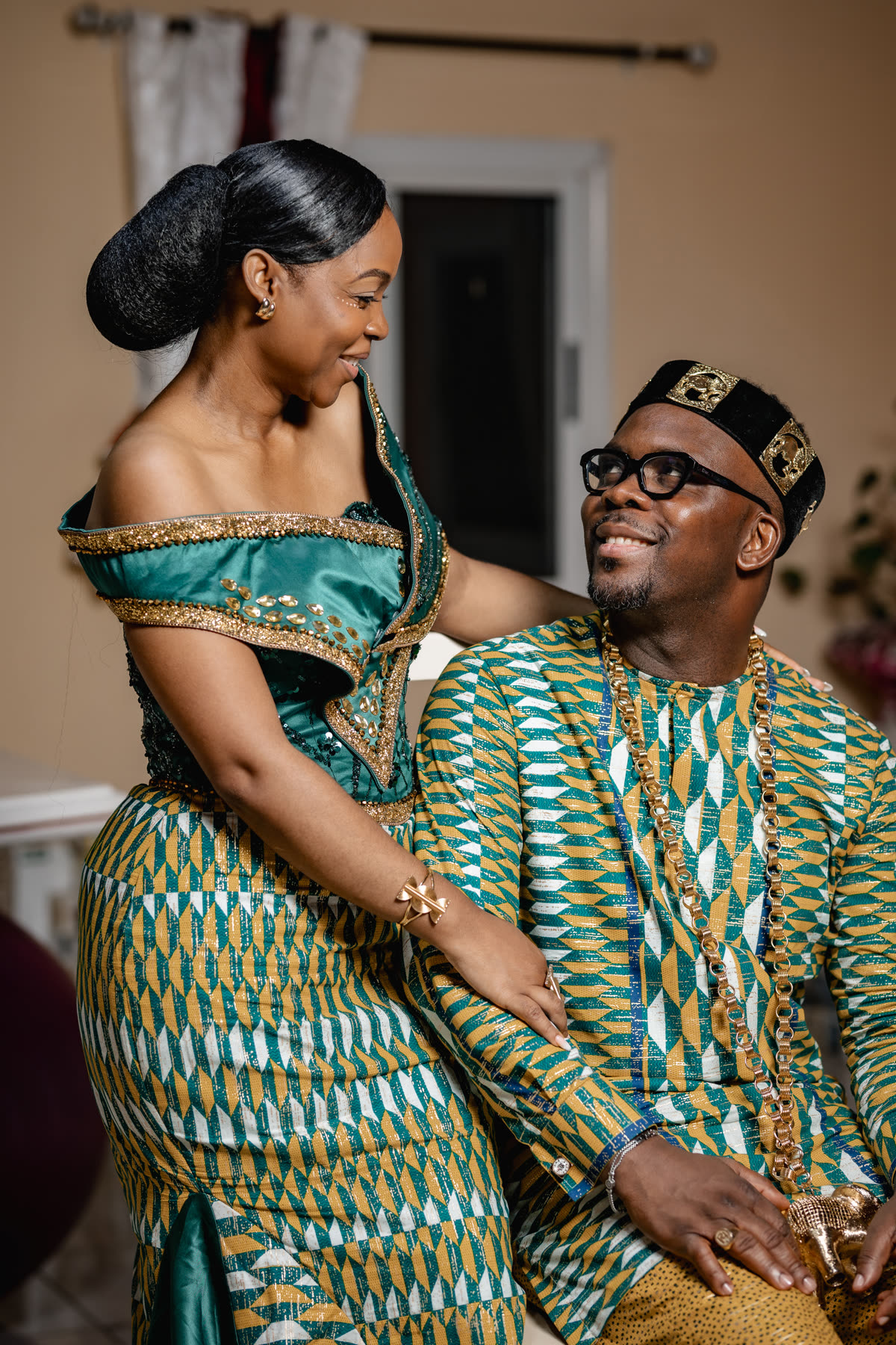 Patrick et Ana en tenue traditionnelle